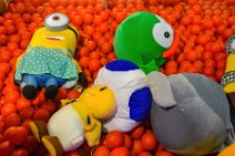 Soft toys in a slot machine - Eemhof - Netherlands Soft toys in a slot machine - Eemhof - Netherlands.JPG