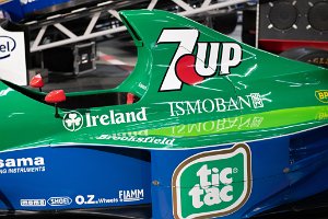 01_4 FORMULA ONE