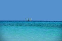 20160423_110146_sailboats_in_Caribbean_Sea_in_VARADERO_Cuba