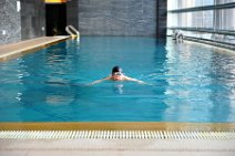 20130305_113452_HOTEL_POOL_NKG