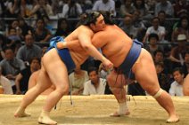 20110722_104203_NGO_SUMO