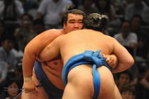 20110722_104220_NGO_SUMO
