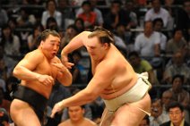 20110722_104820_NGO_SUMO