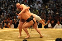 20110722_104824_NGO_SUMO