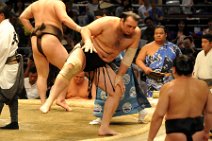 20110722_105002_NGO_SUMO