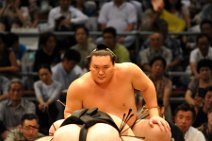 20110722_105336_NGO_SUMO