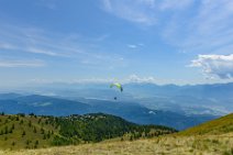 Paragliders at Gerlitzen Mountain - Carinthia - Austria 01 Paragliders at Gerlitzen Mountain - Carinthia - Austria 01