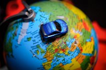 GLOBE with car