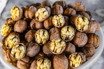 Walnuts in GUM Market - Yerevan - Armenia 02 Walnuts in GUM Market - Yerevan - Armenia 02.jpg