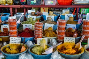 DOCU - GUM MARKET - YEREVAN