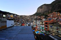 20130717_224128_FAVELA_ROCINHA_Rio_de_Janeiro