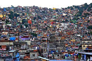 DOCU - FAVELA ROCINHA