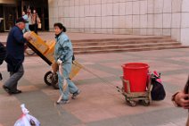 20121024_084755_PEOPLE+WORK_OUTSIDE_WUAI_MARKET_SHENYANG