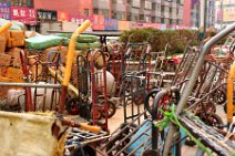 20121024_084849_PEOPLE+WORK_OUTSIDE_WUAI_MARKET_SHENYANG