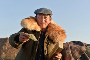 DOCU - DANDONG YALU RIVER BRIDGE TO NORTH KOREA