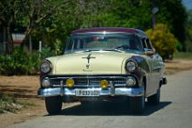 20160418_143915_CLASSIC_CAR_beige_Cuba