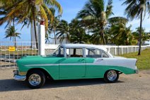 20160420_090257_CLASSIC_CAR_green_Cuba