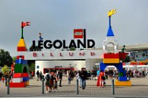 20120817_095101_LEGOLAND_BILLUND_entrance