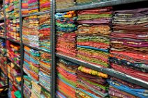 20121228_142331_silk_cloths_in_Kancheepuram_India