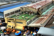 HDR - MARKET HALLS AT TSUKIJI FISHMARKET - TOKYO - JAPAN