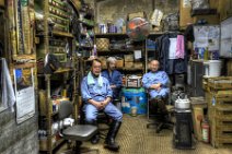 HDR - MECHANICS AT TSUKIJI FISHMARKET - TOKYO - JAPAN