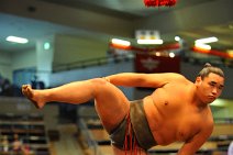 20110722_043757_NGO_SUMO