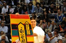 20110722_092325_NGO_SUMO