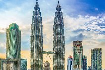 HDR - PETRONAS TOWERS AND KLCC park during twilight - Kuala Lumpur - Malaysia 02 HDR - PETRONAS TOWERS AND KLCC park during twilight - Kuala Lumpur - Malaysia 02.jpg