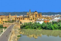 HDR - Roman bridge with Mezquita Cathedral ofordoba in the back - seen from Calahorra tower - Spain 01 HDR - Roman bridge with Mezquita Cathedral ofordoba in the back - seen from Calahorra tower - Spain 01