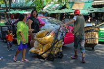 20150226_061918_PAK_KLONG_flower_market_Bangkok