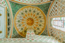 Ceiling inside Topkapi Palace - Istanbul - Turkey - 06 Ceiling inside Topkapi Palace - Istanbul - Turkey - 06.jpg